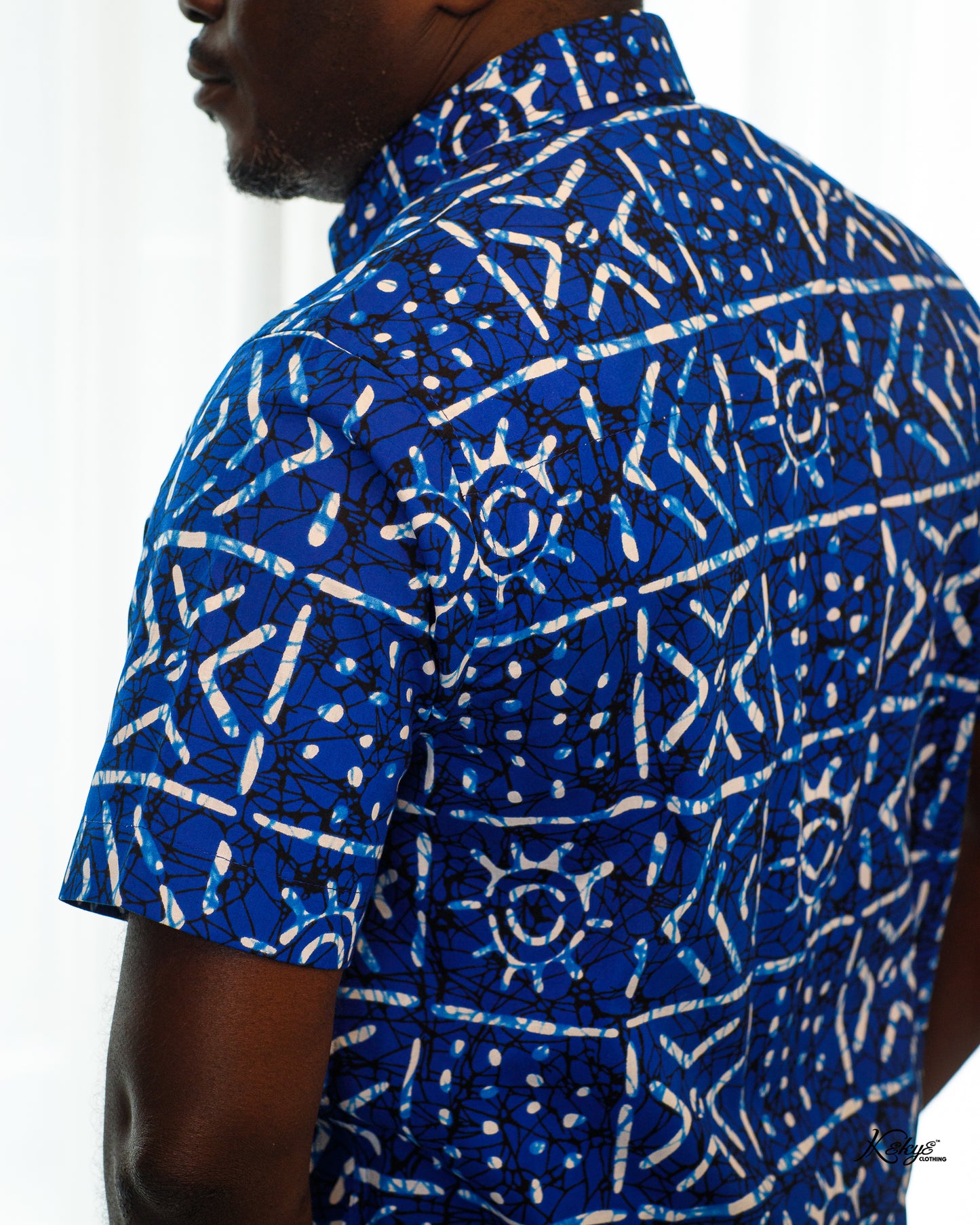 TRIBAL PRINT BLUE