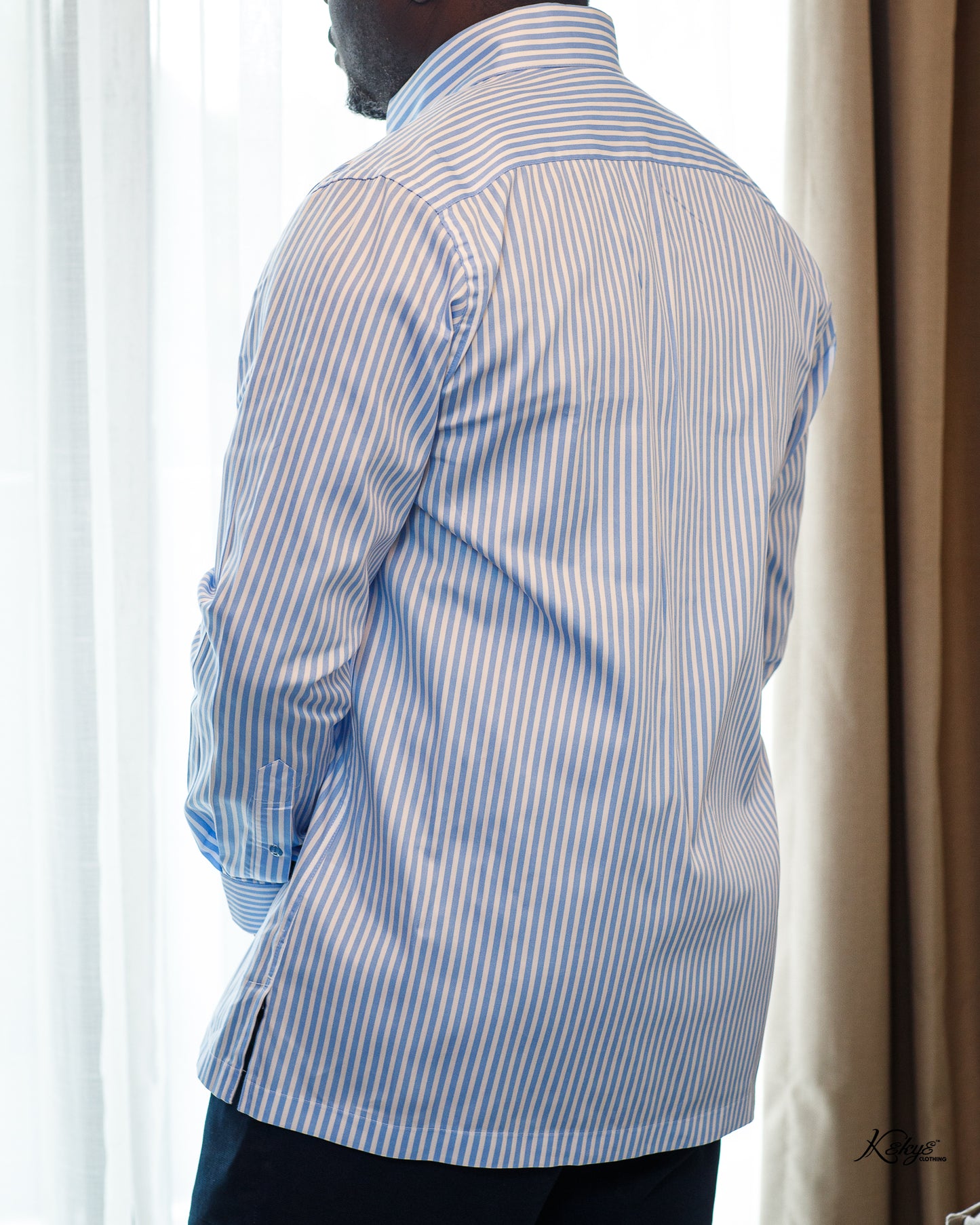 TWIN CROCODILE BLUE & WHITE