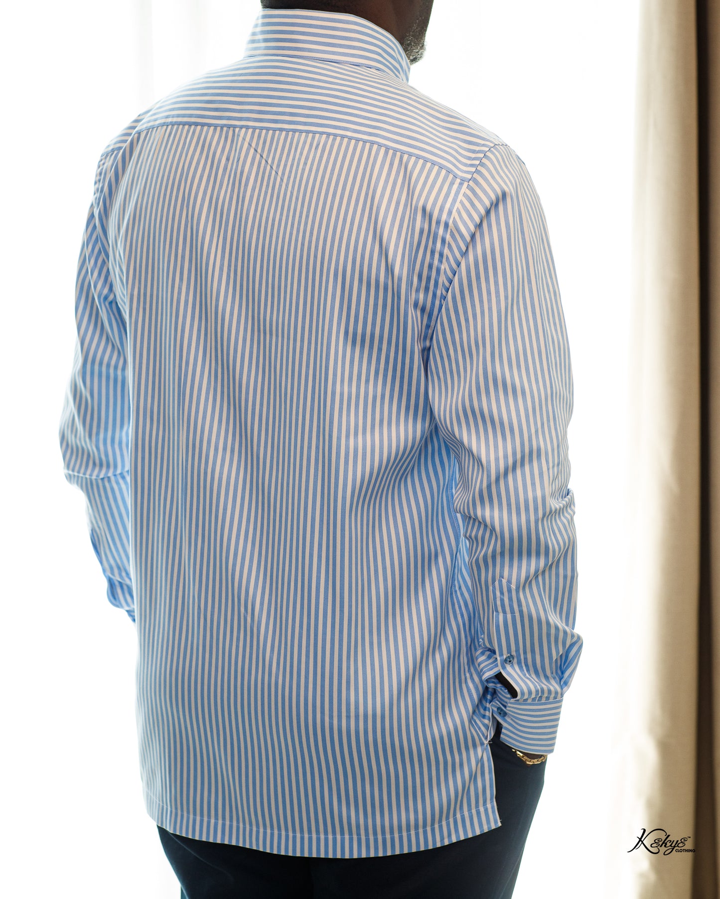 TWIN CROCODILE BLUE & WHITE